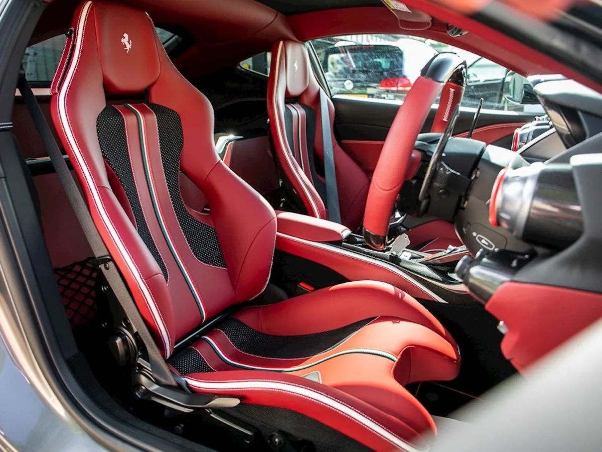Interior detailing service
